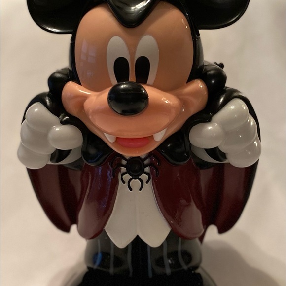 EUC Vampire Mickey Popcorn Bucket Glow in the Dark* Walt Disney Parks Halloween! - Picture 10 of 14